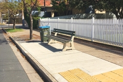0A2 Bus stop 10 Garden Tce
